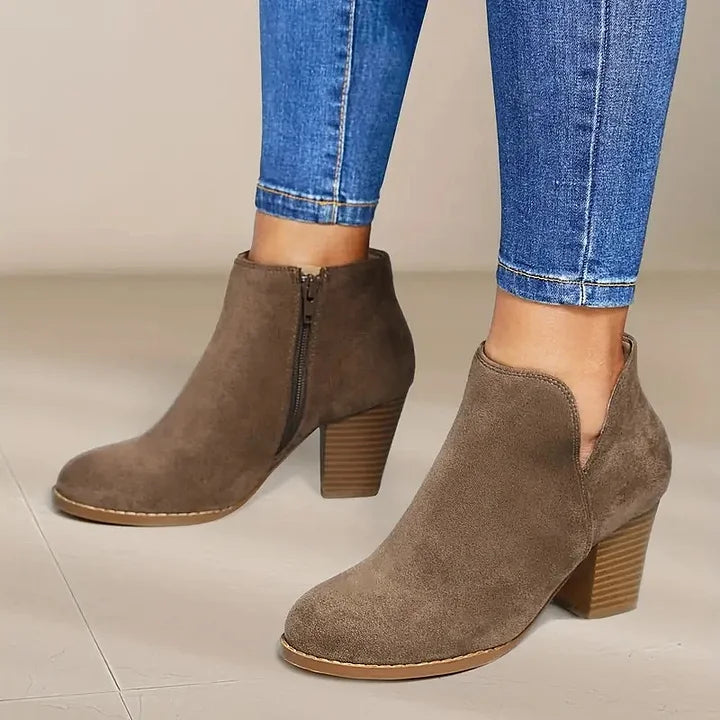 Trudi® | DAMESSCHOENEN MET DICHTE HAK