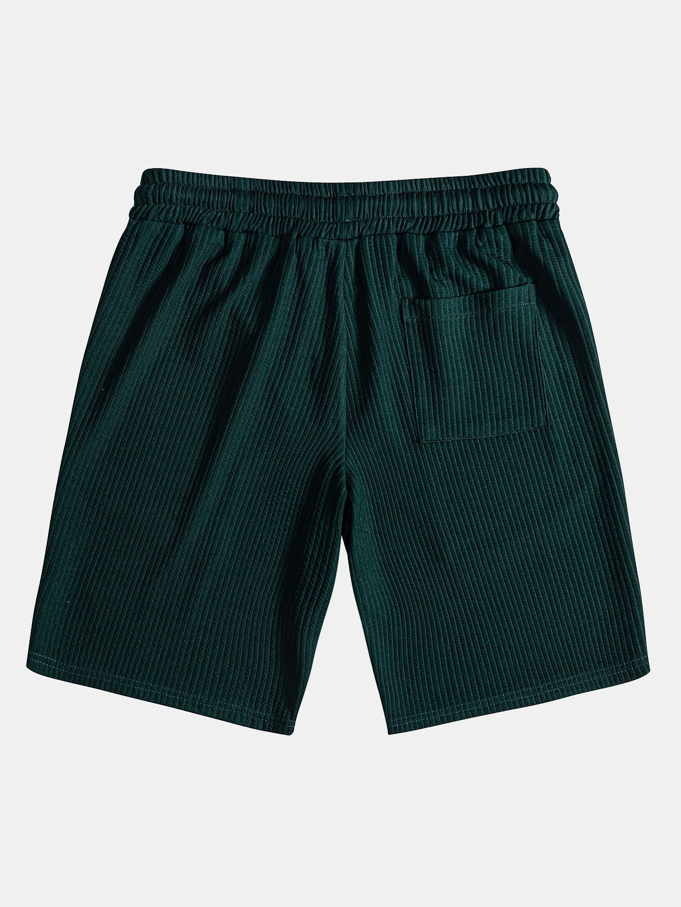 Overhemd en korte broek met nerveuze knoop