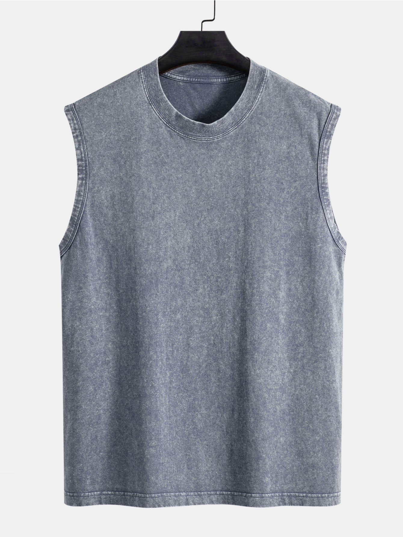 Versleten en vervaagde tanktop