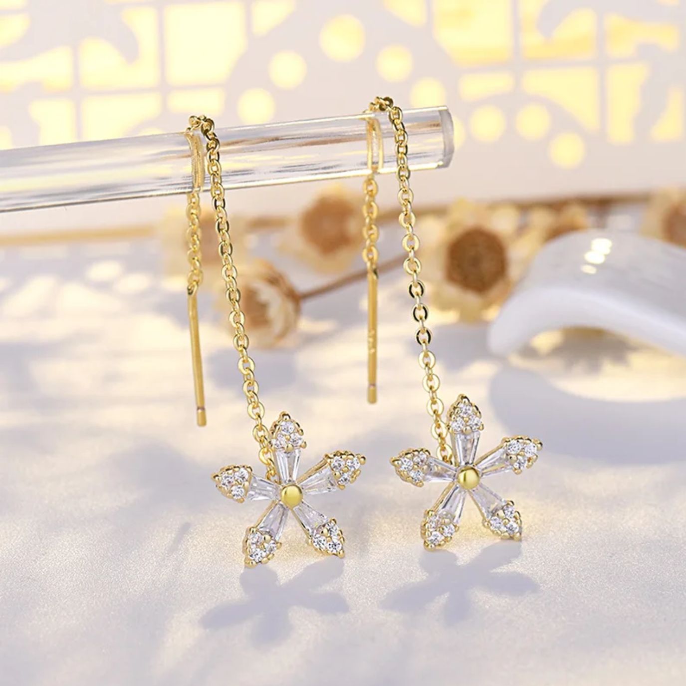 Aure® | BLOEM-DIAMANT-OORSTEEKRINGEN (PAAR)