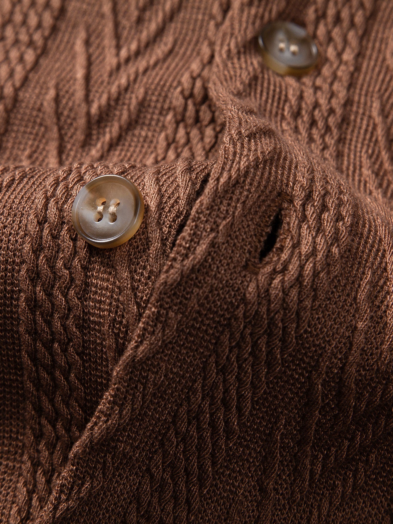 Cubaans Shirt in Textured Jacquard & Rechte Textured Anti-Kreukelpantalon