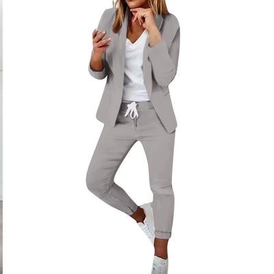 Petra® | Dames Twee-Delig Set – Tijdloze Elegant en Moderne Kracht