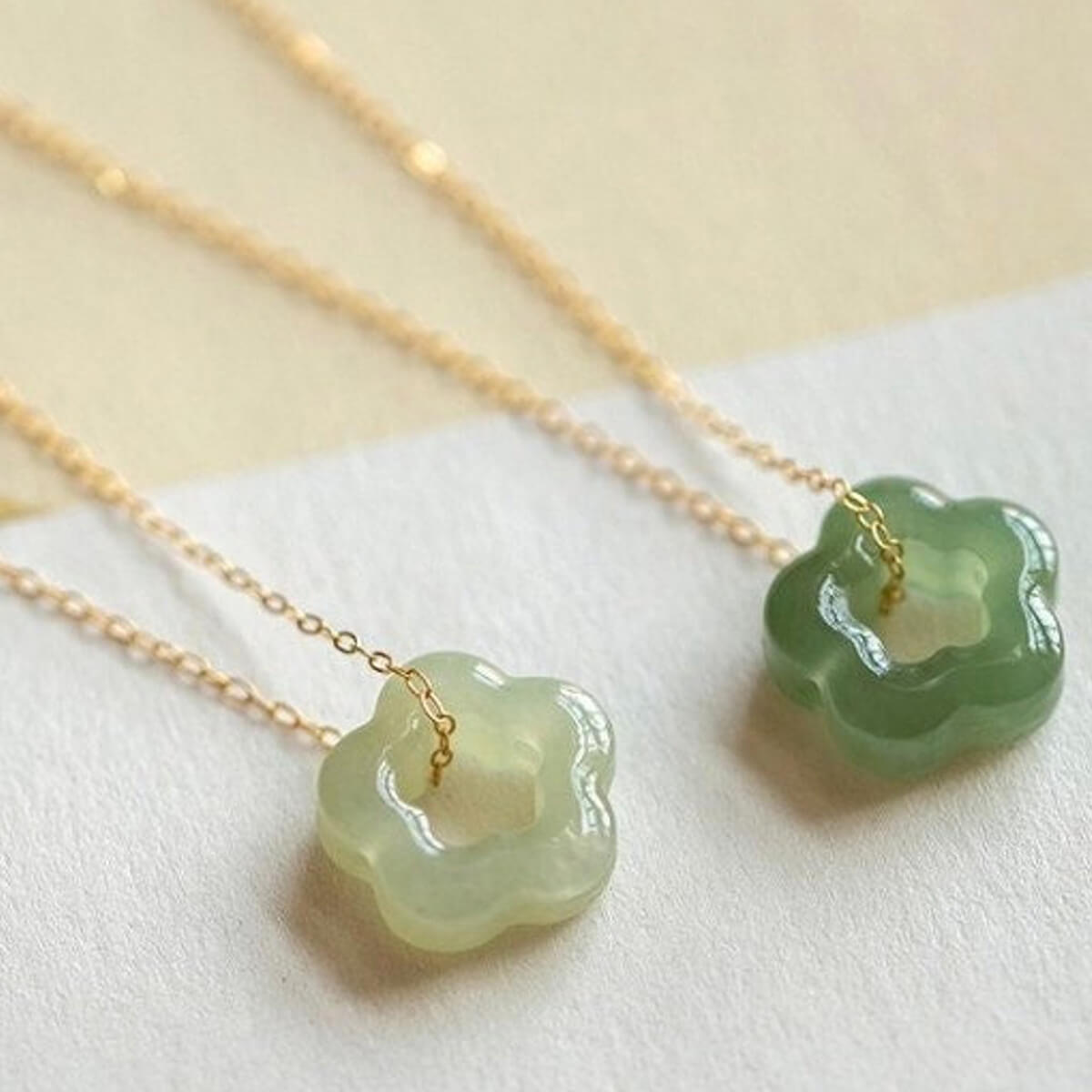 Adelheid® | BLOEM-JADE-HALSKETTE