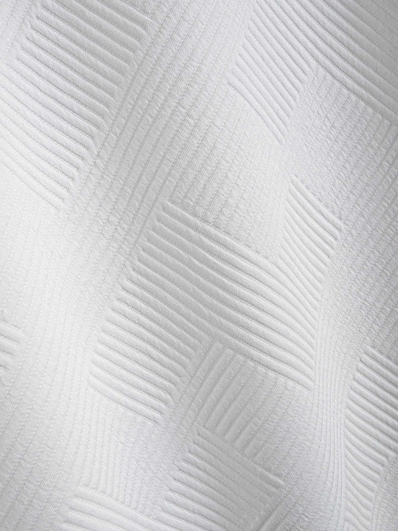 Gestreept jacquard T-shirt met korte mouwen en een gebogen zoom